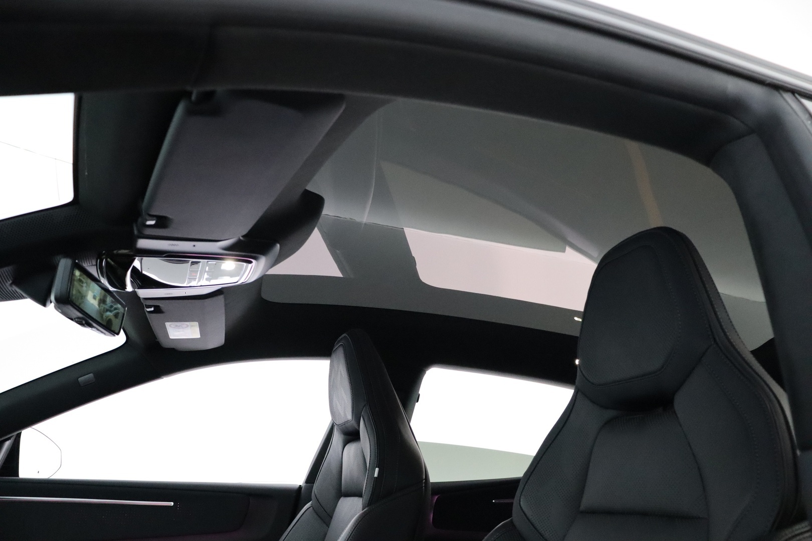 POLESTAR 4 2025