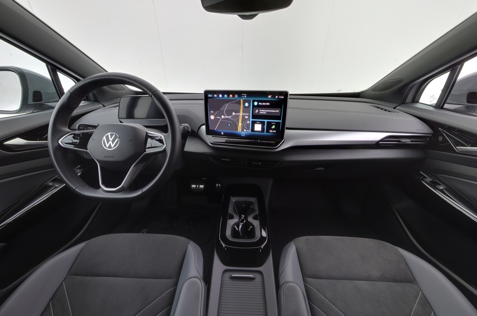 VOLKSWAGEN ID.4 2025