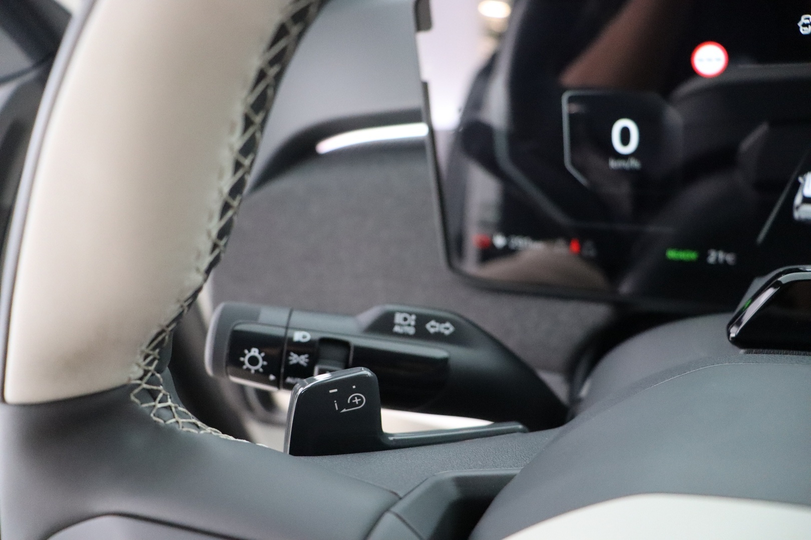 KIA EV3 2025