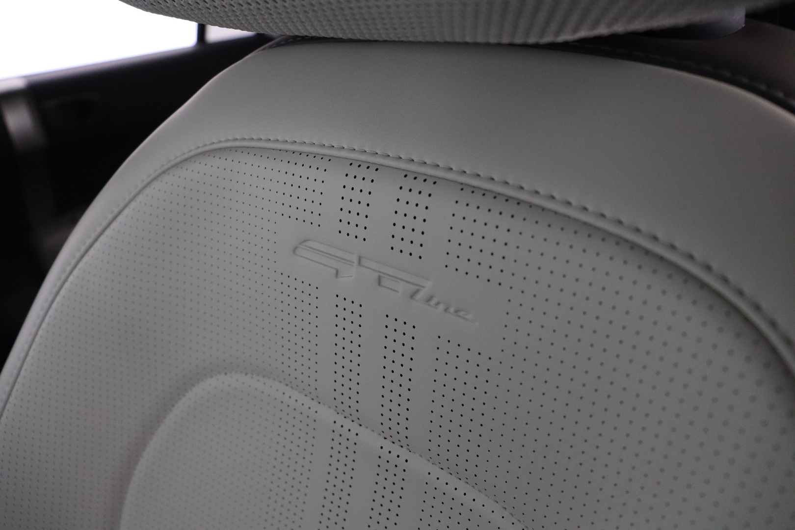 KIA EV3 2025