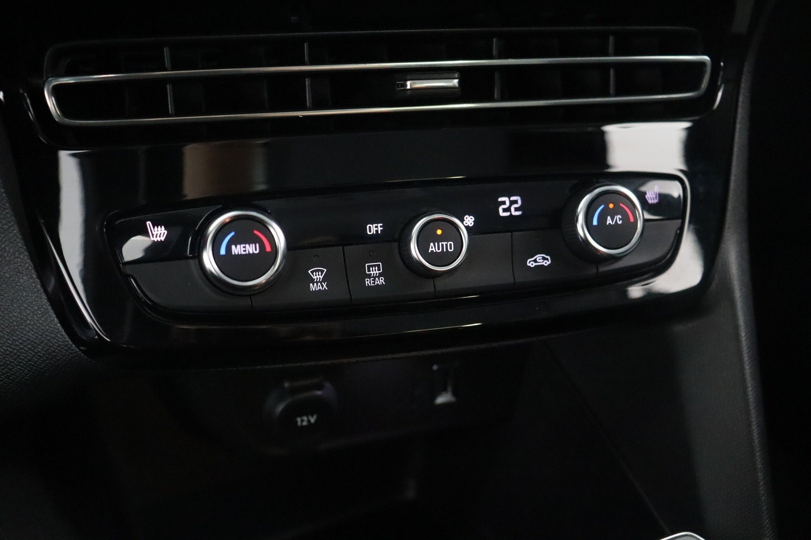 OPEL Mokka 2024