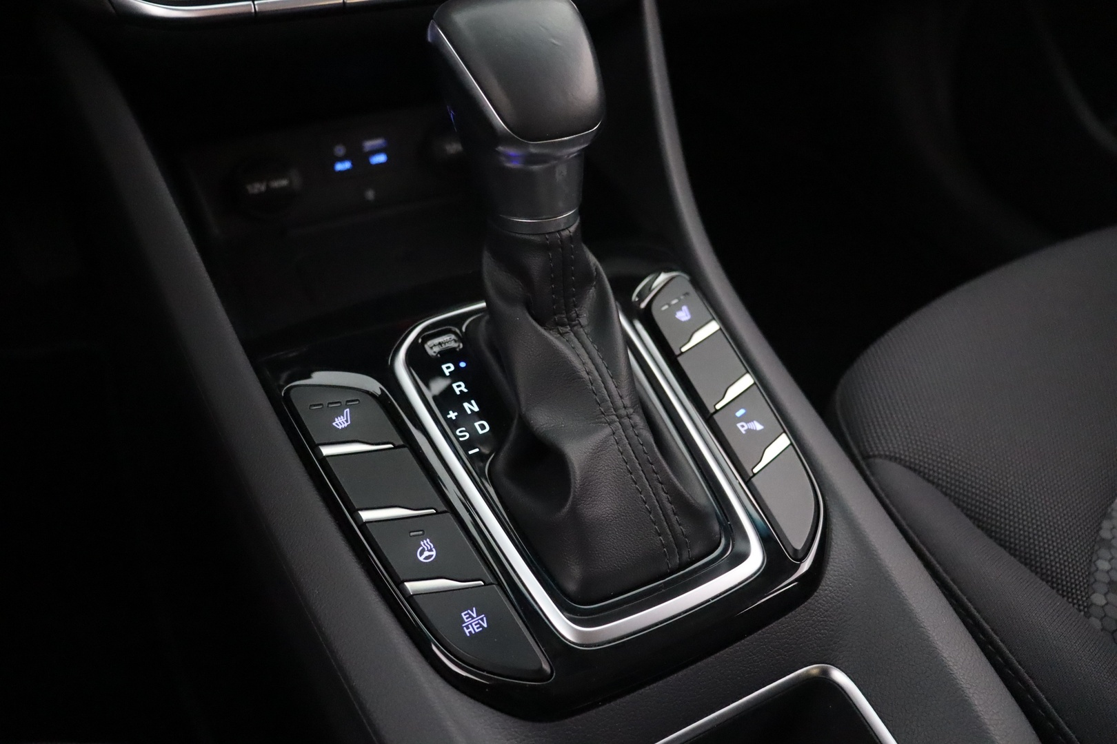 HYUNDAI IONIQ plug-in 2019