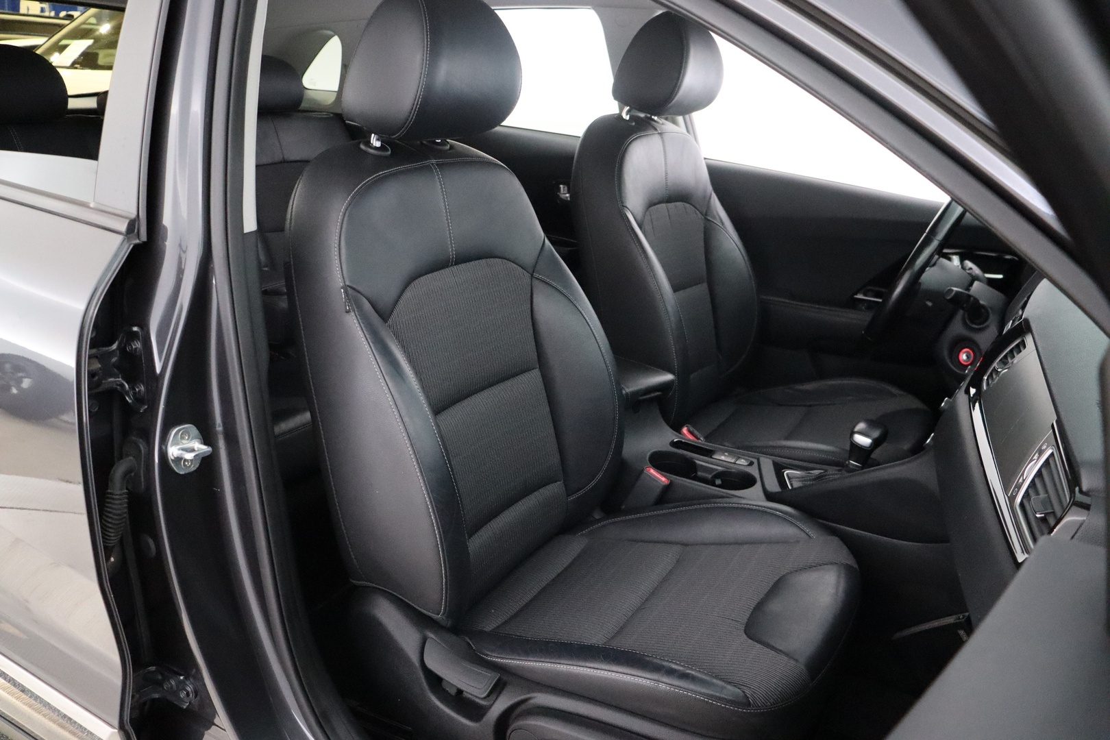 KIA Niro plug-in 2019