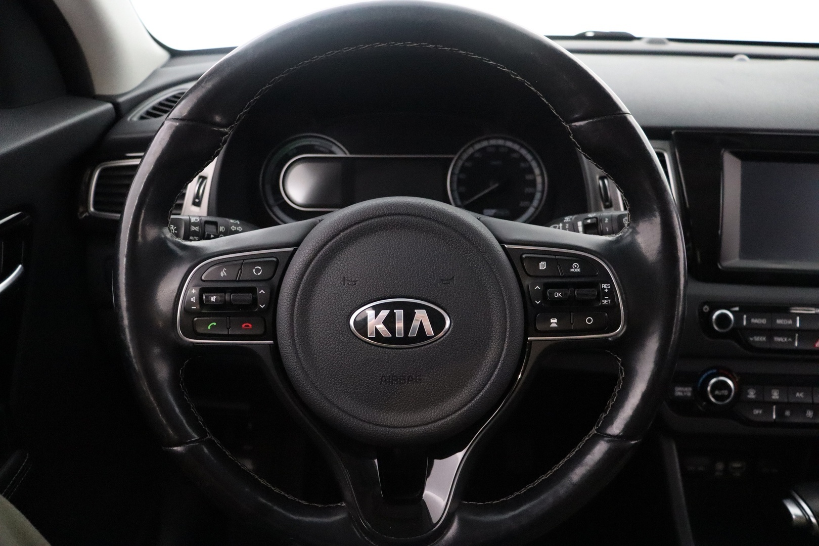KIA Niro plug-in 2019