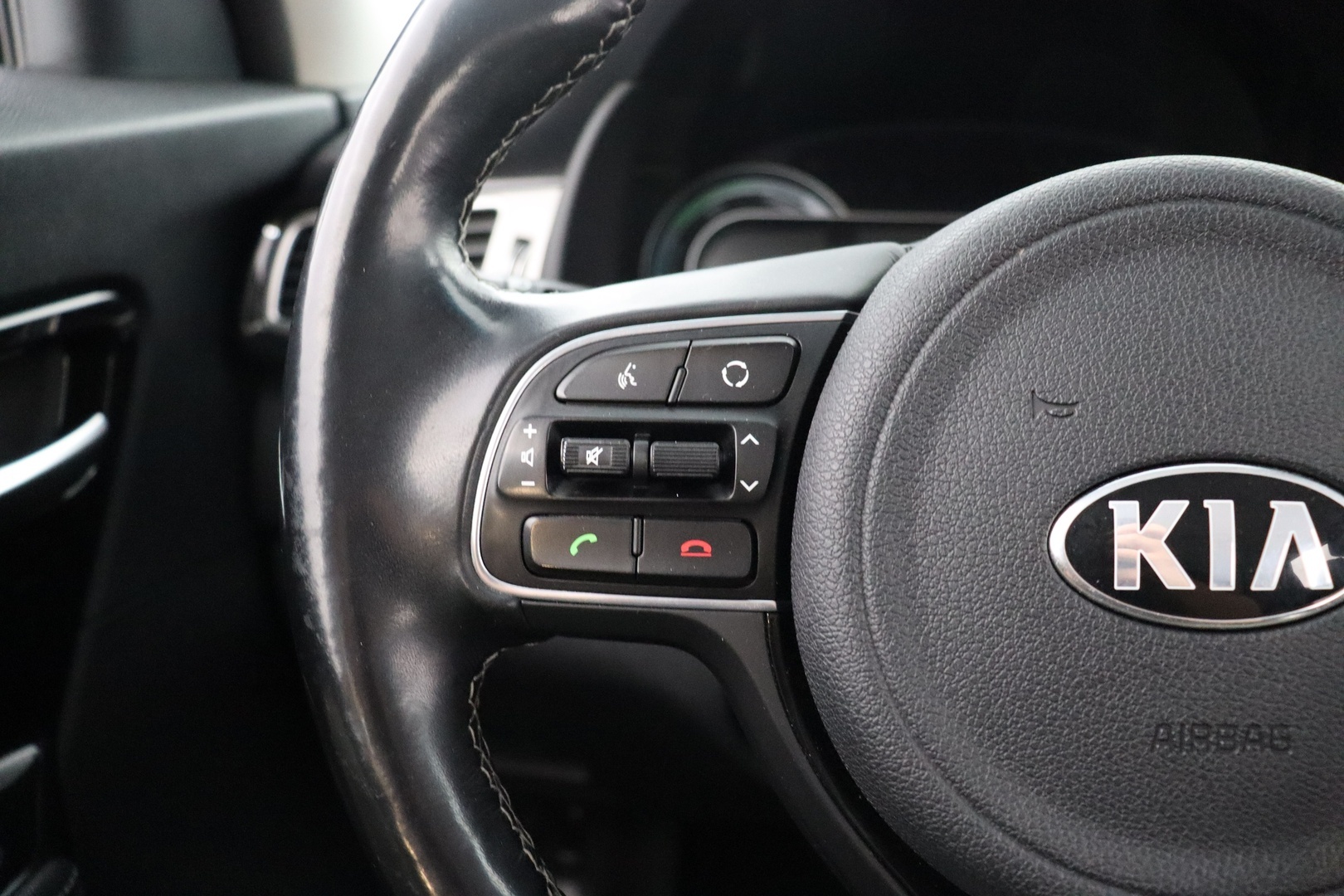 KIA Niro plug-in 2019