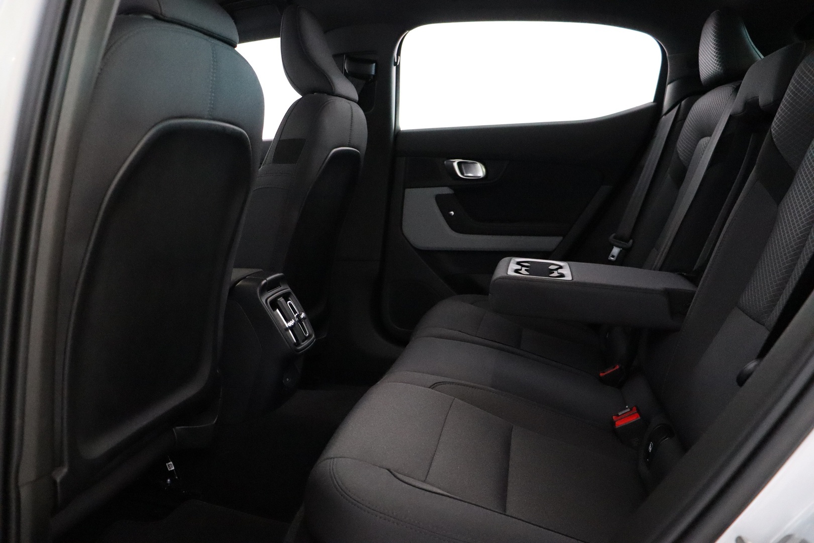 POLESTAR 2 2024