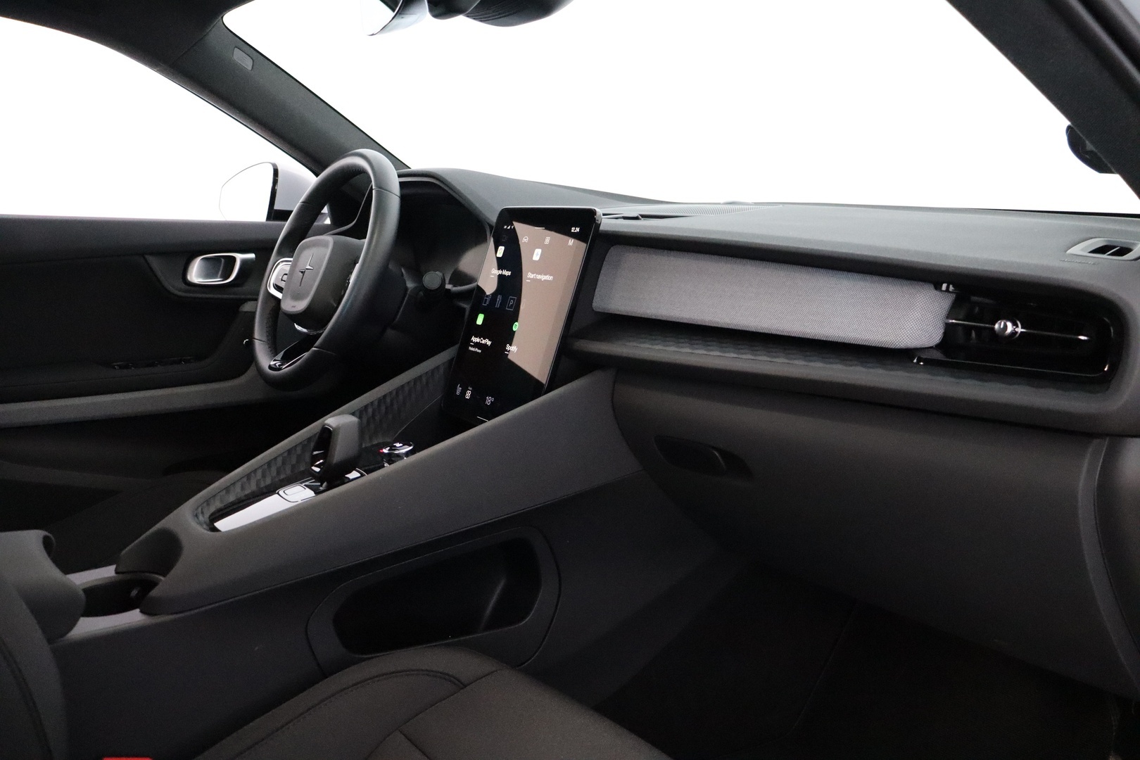 POLESTAR 2 2024