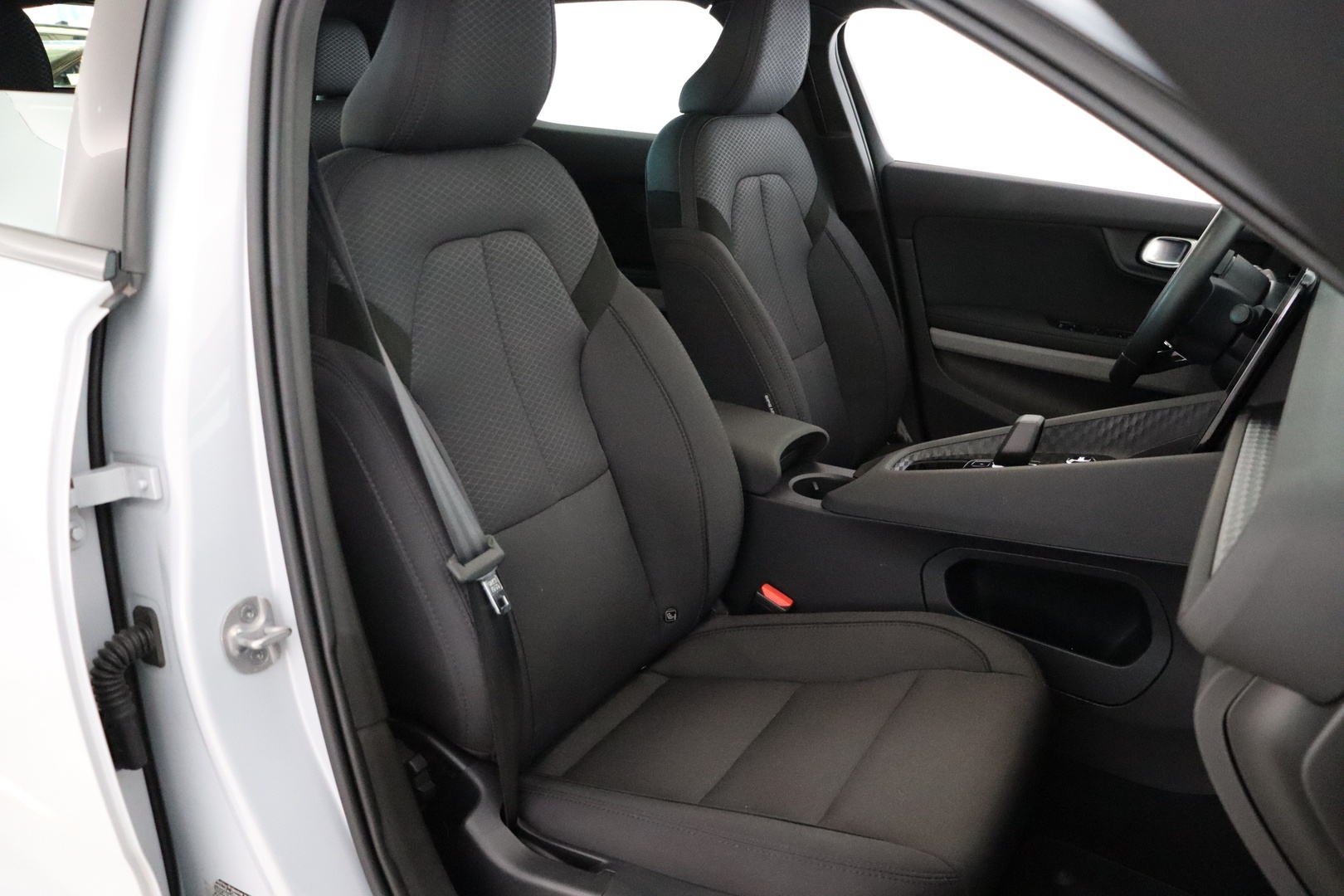 POLESTAR 2 2024