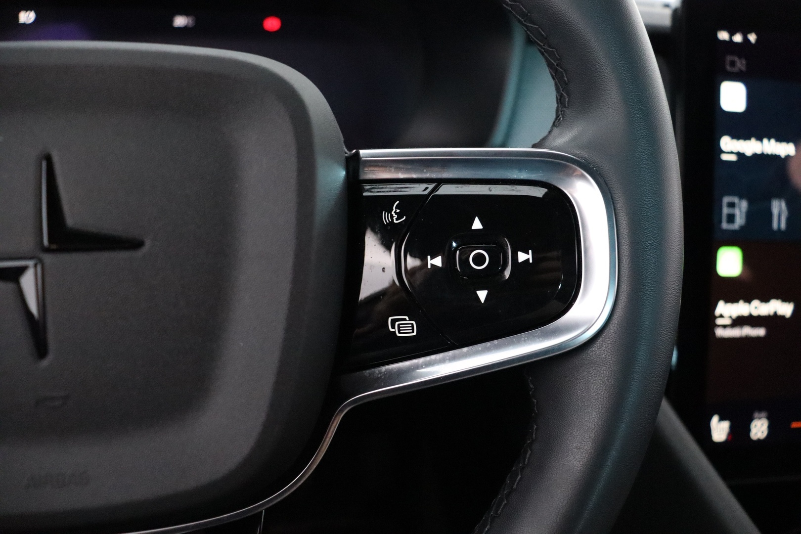 POLESTAR 2 2024