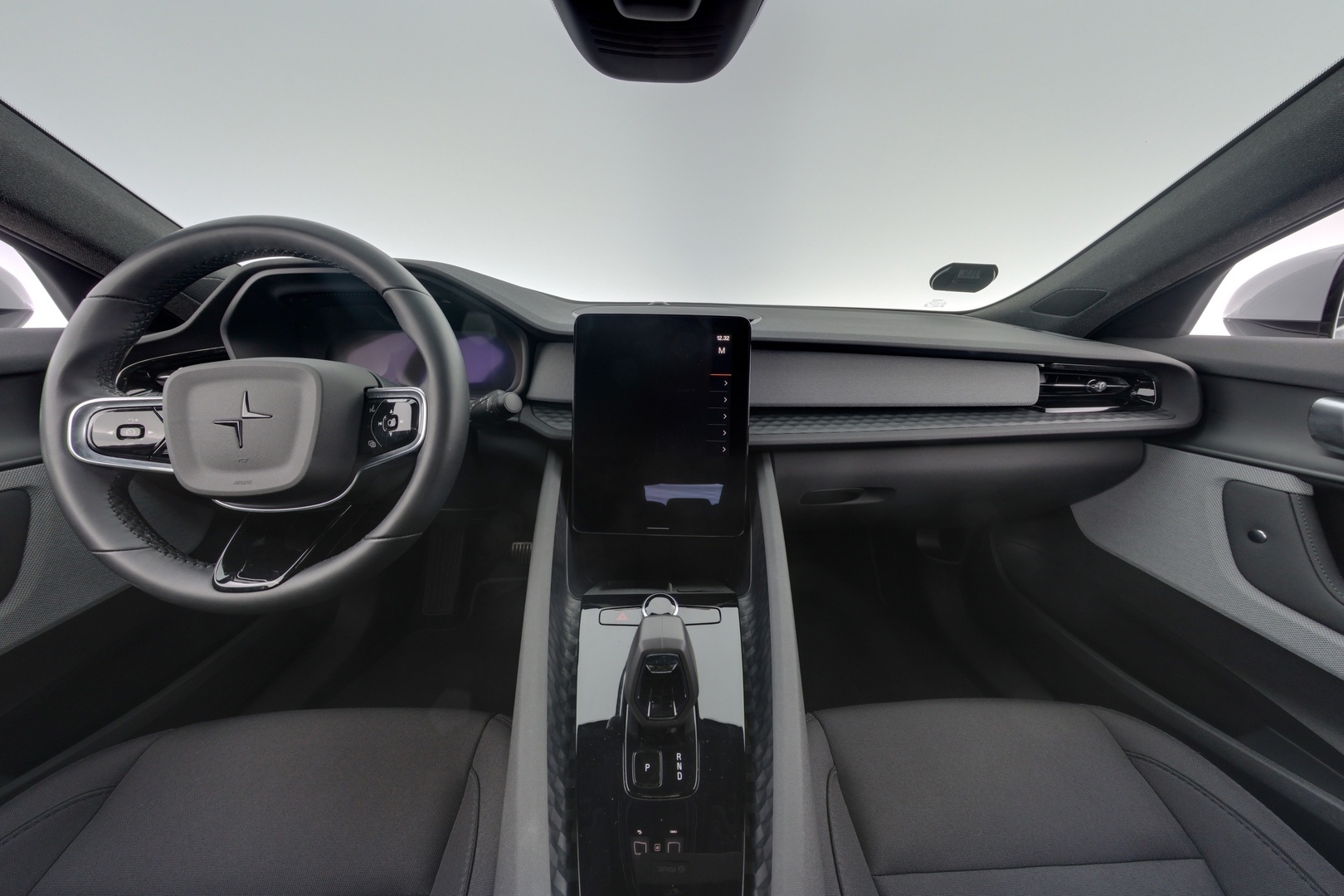 POLESTAR 2 2024