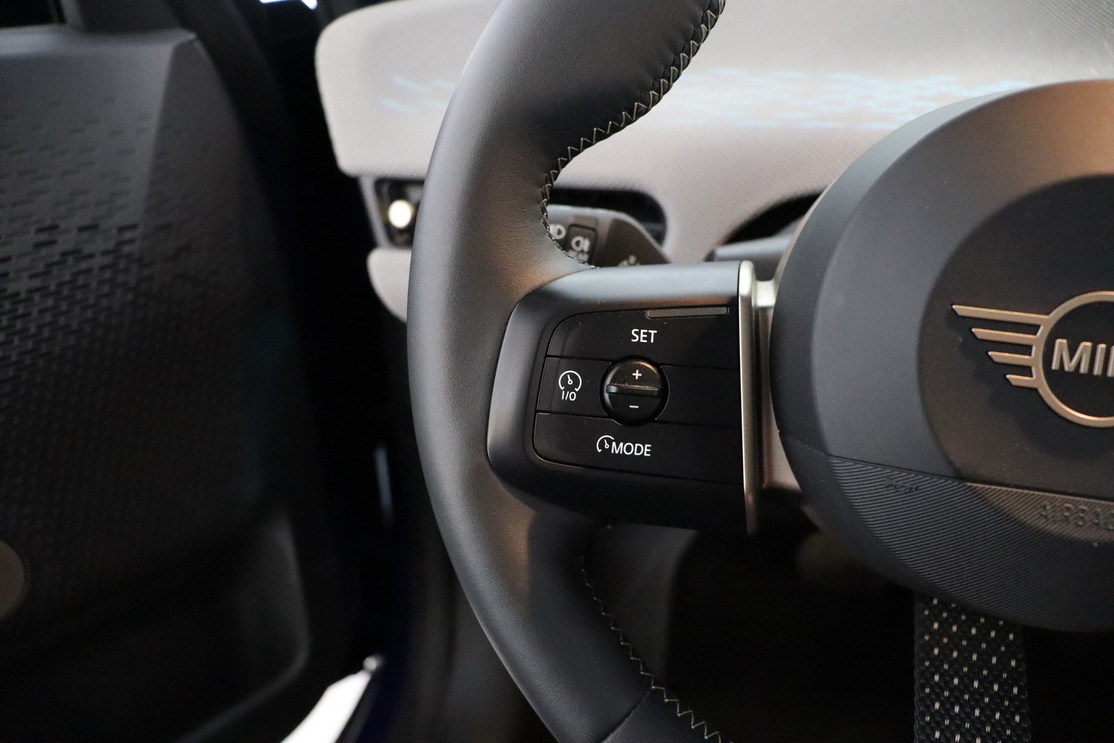 MINI COOPER 2024