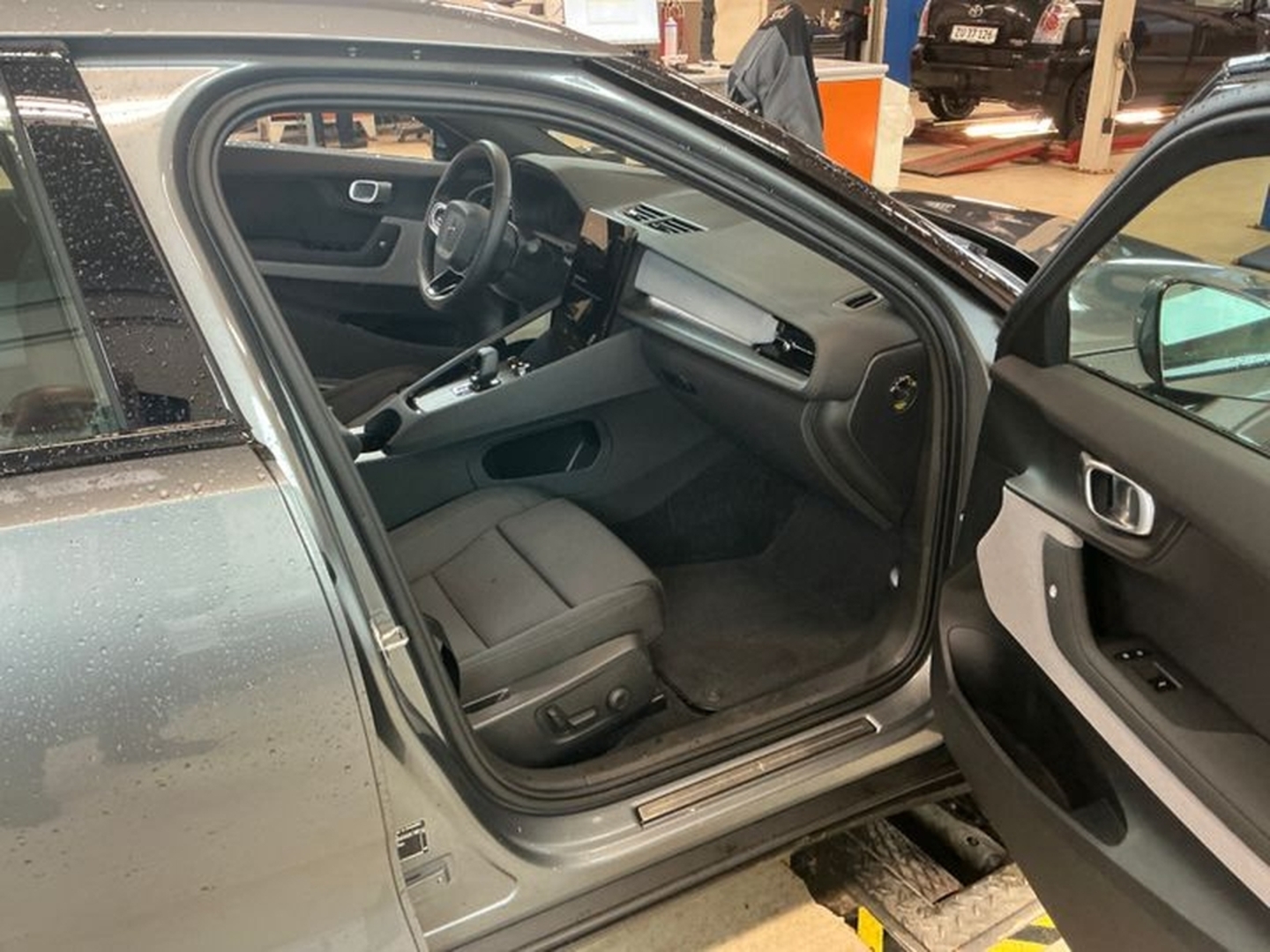 POLESTAR 2 2025