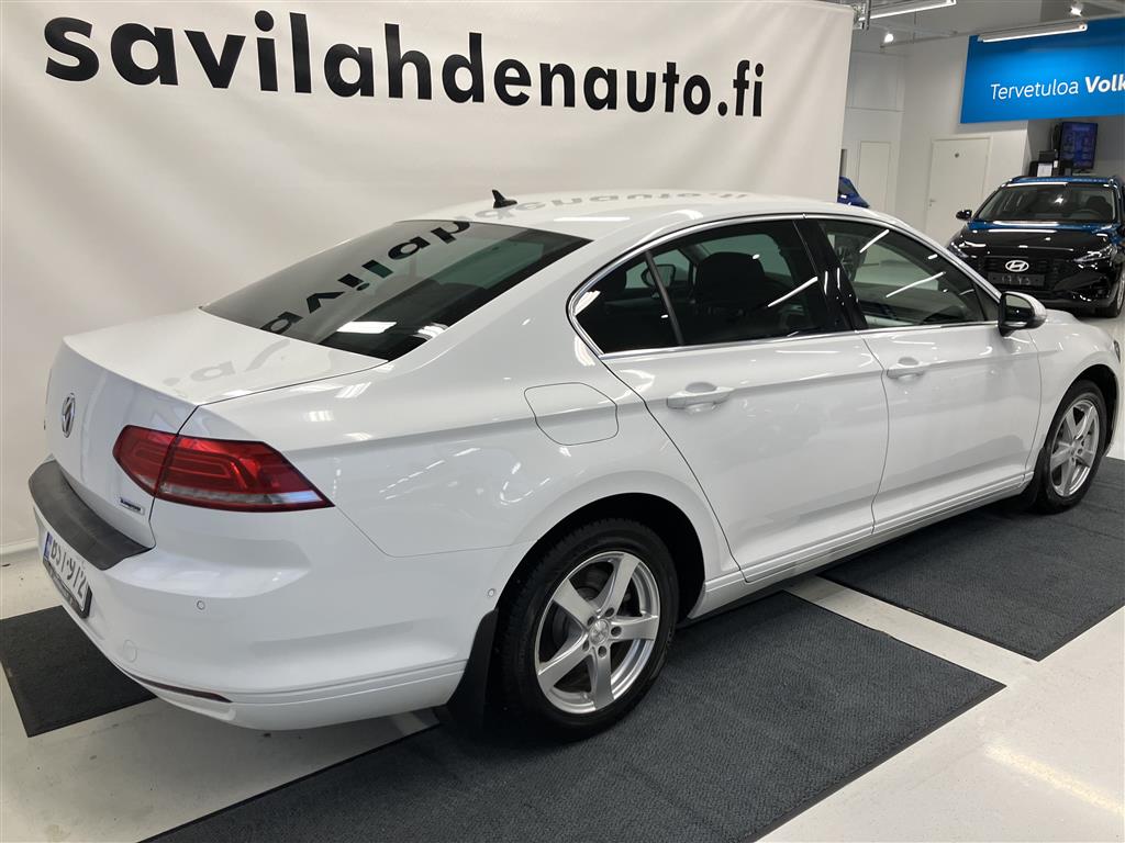 VOLKSWAGEN Passat 2015