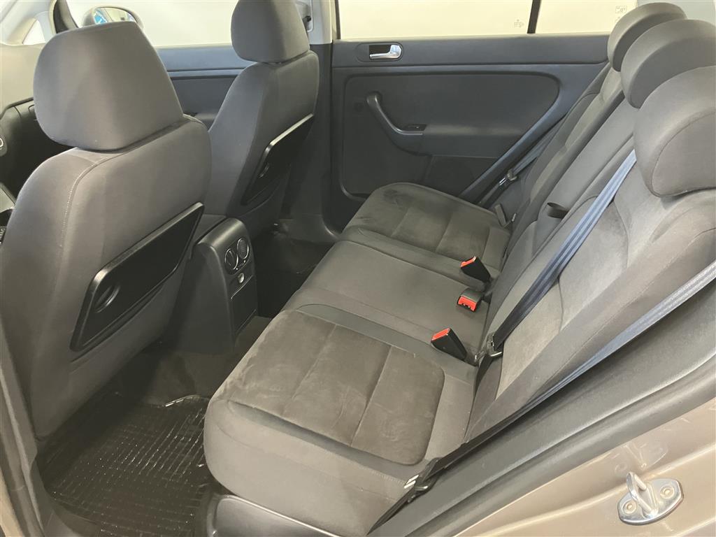 VOLKSWAGEN Golf Plus 2014