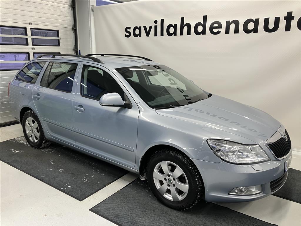 SKODA Octavia 2011