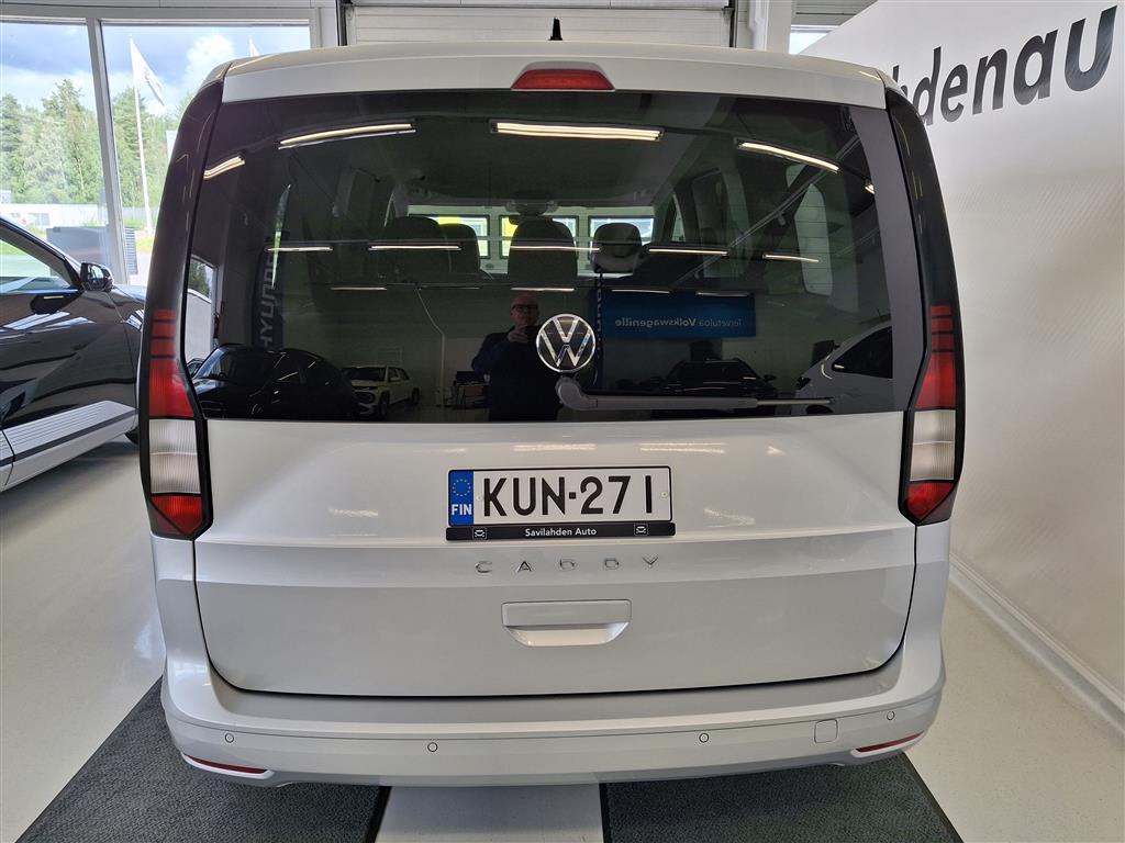 VOLKSWAGEN Caddy 2021