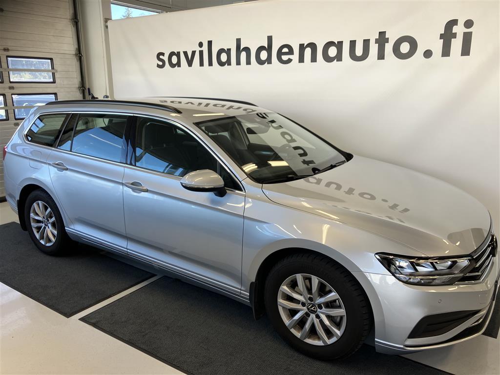 VOLKSWAGEN Passat 2023