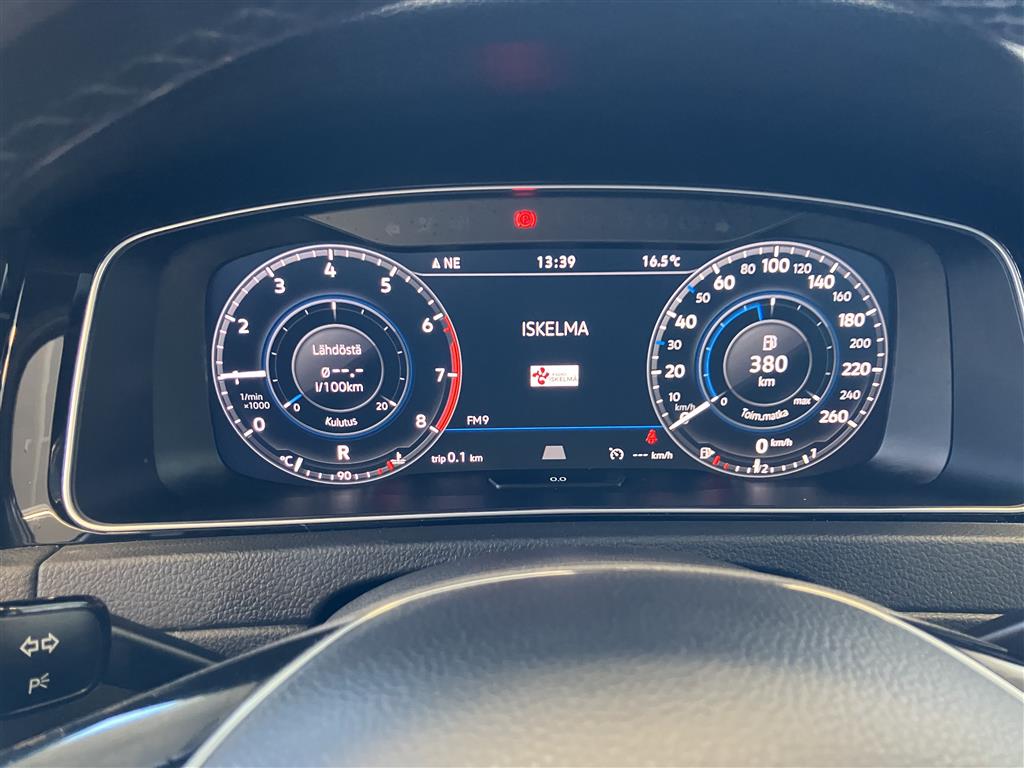 VOLKSWAGEN Golf 2018