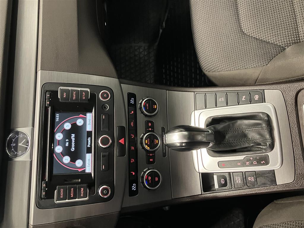 VOLKSWAGEN Passat 2013