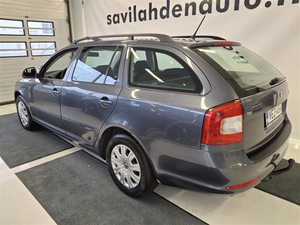 SKODA Octavia 2011