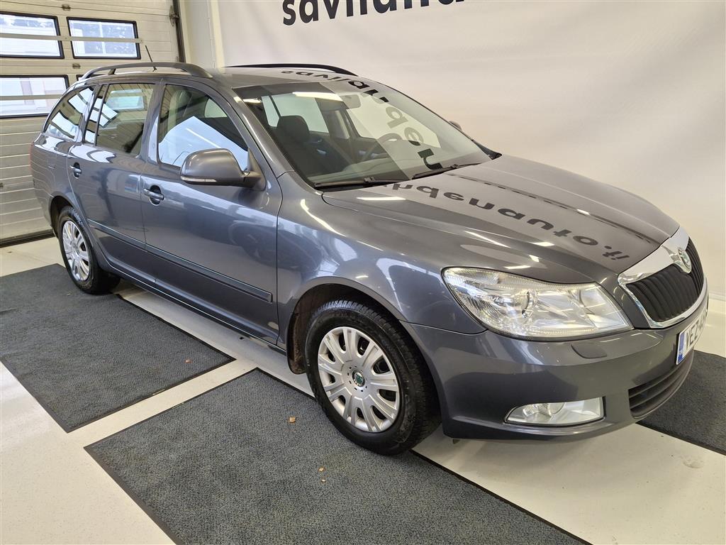 SKODA Octavia 2011