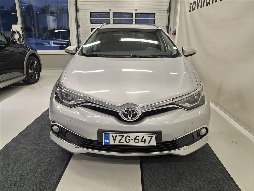 TOYOTA Auris 2017