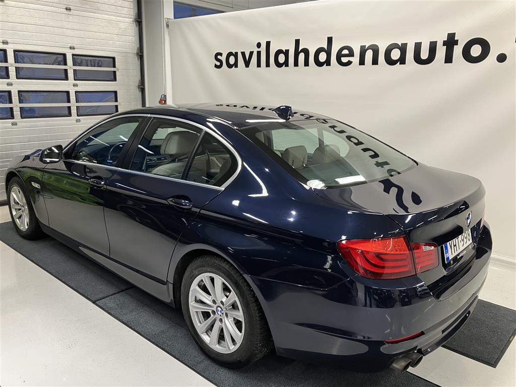 BMW 523 2011
