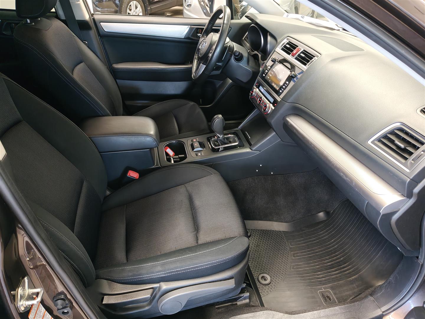 Subaru Outback 2017