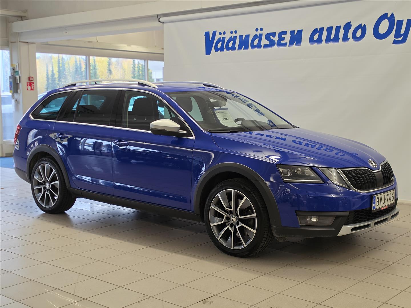 Skoda Octavia 2018, bild 2/27