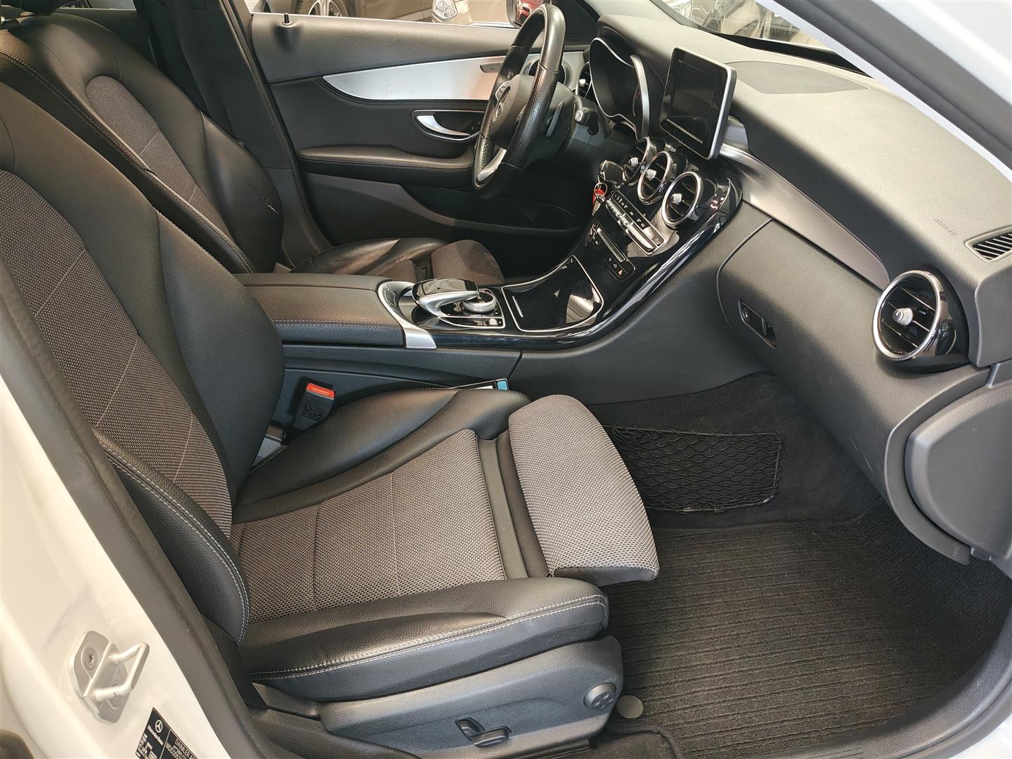 Mercedes-Benz C 2015, kuva 6/15