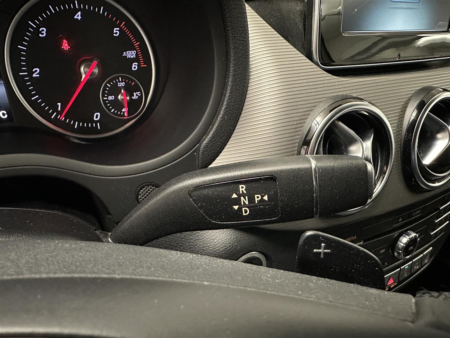 Mercedes-Benz B 2015