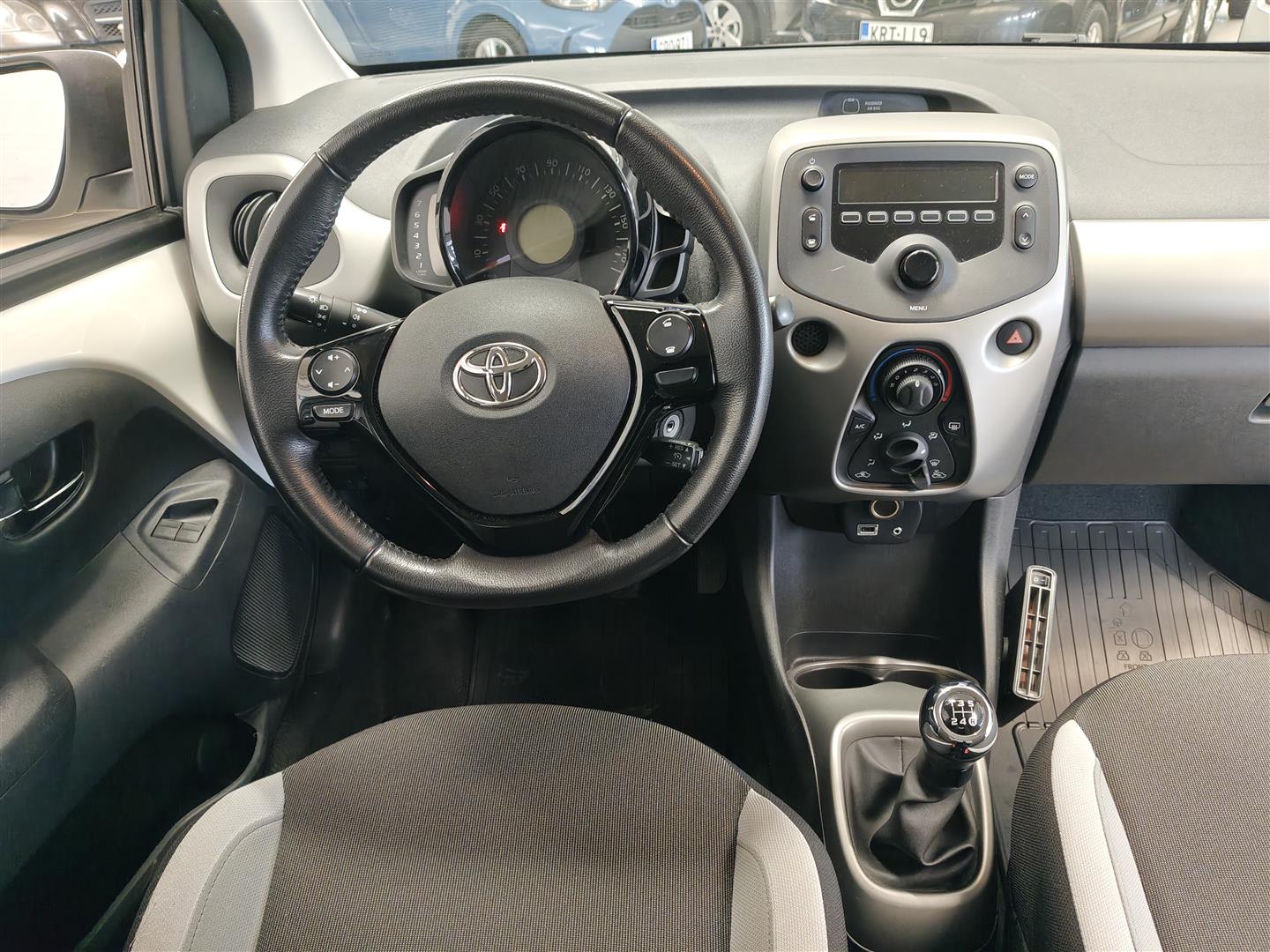 Toyota AYGO 2016