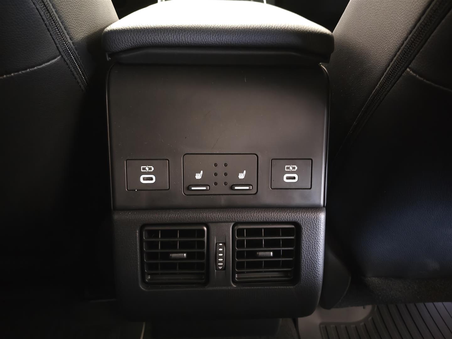 Subaru Solterra 2025