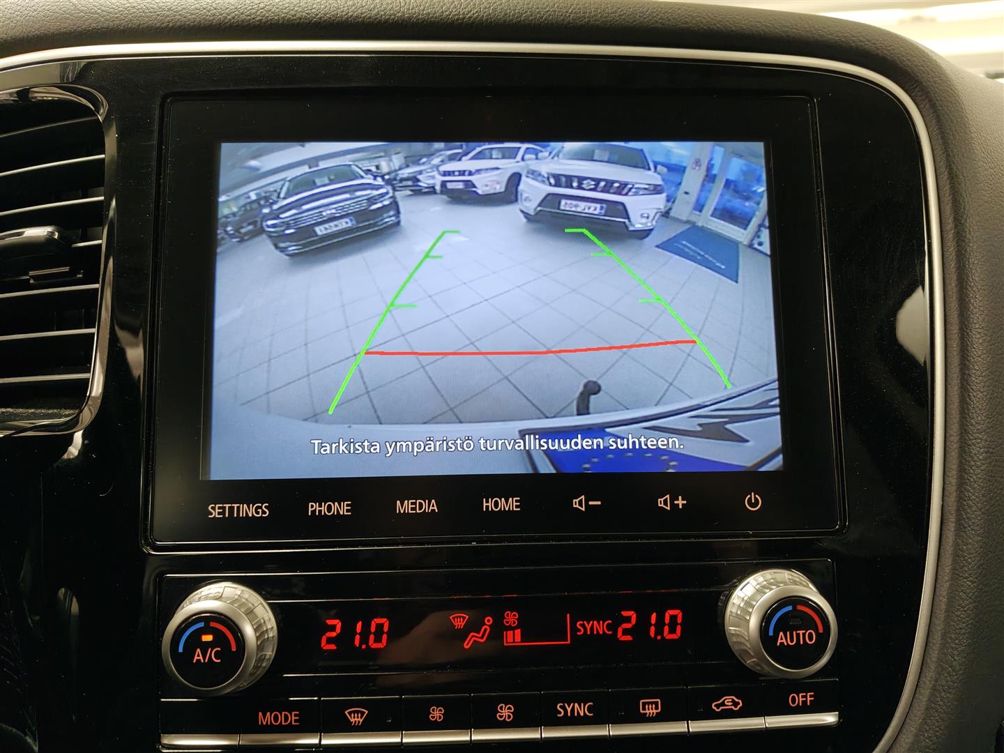 Mitsubishi Outlander PHEV 2020