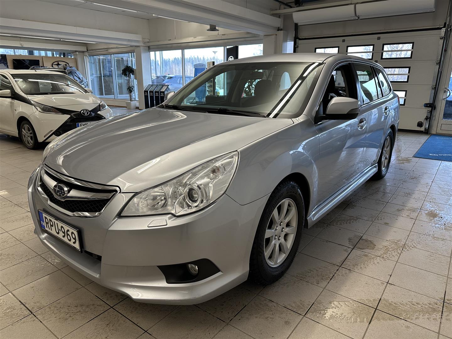 Subaru Legacy 2012