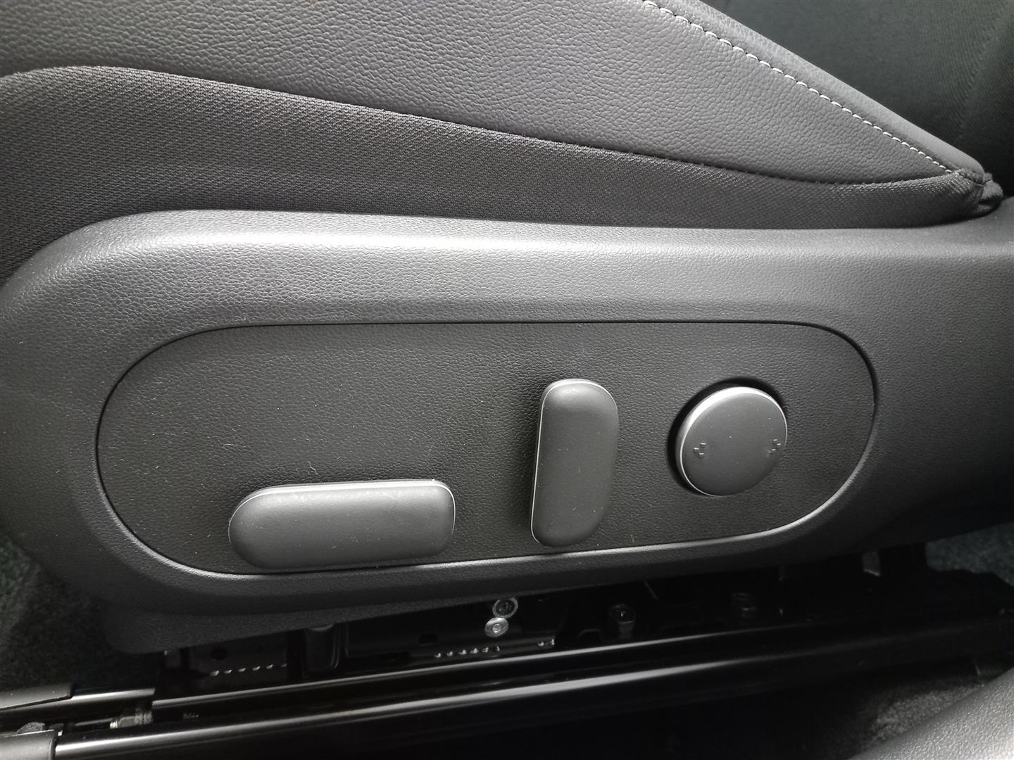 Hyundai KONA Hybrid 2025