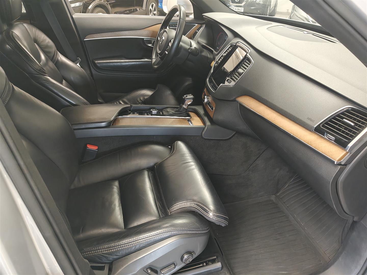 Volvo XC90 2017
