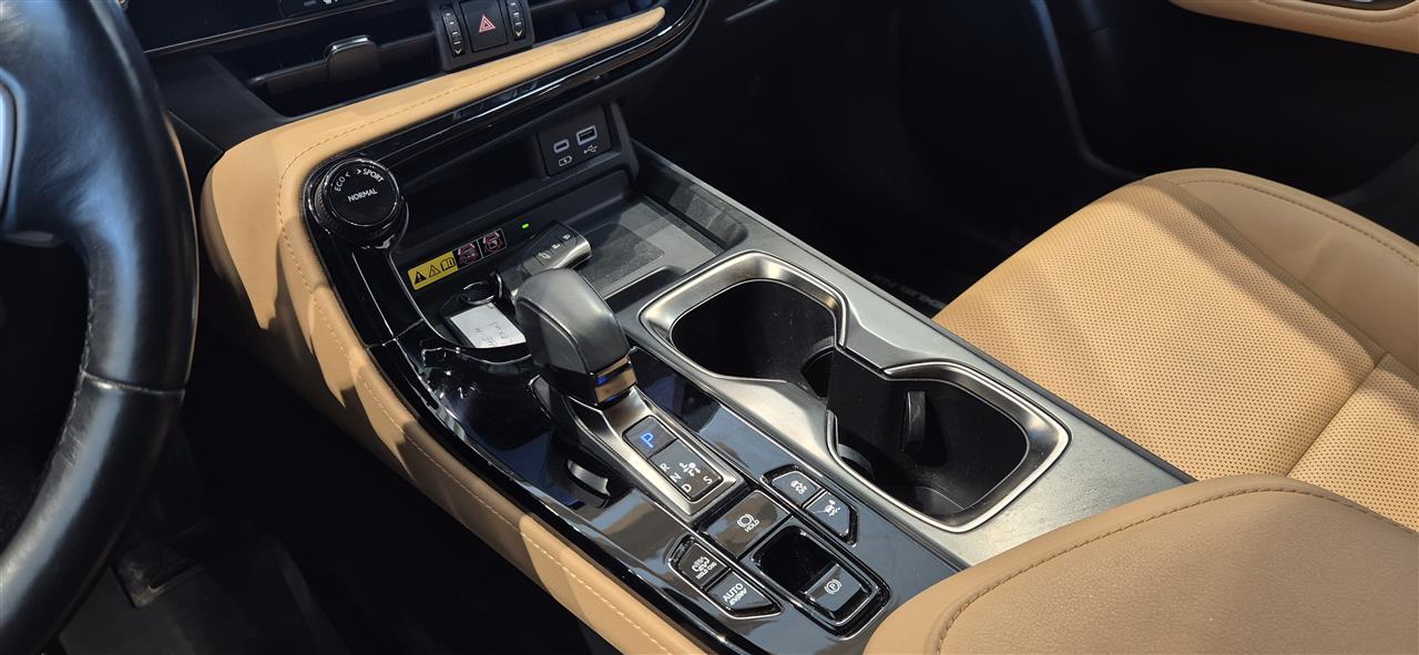 Lexus NX 2023