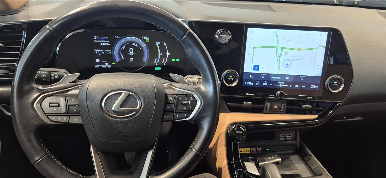 Lexus NX 2023