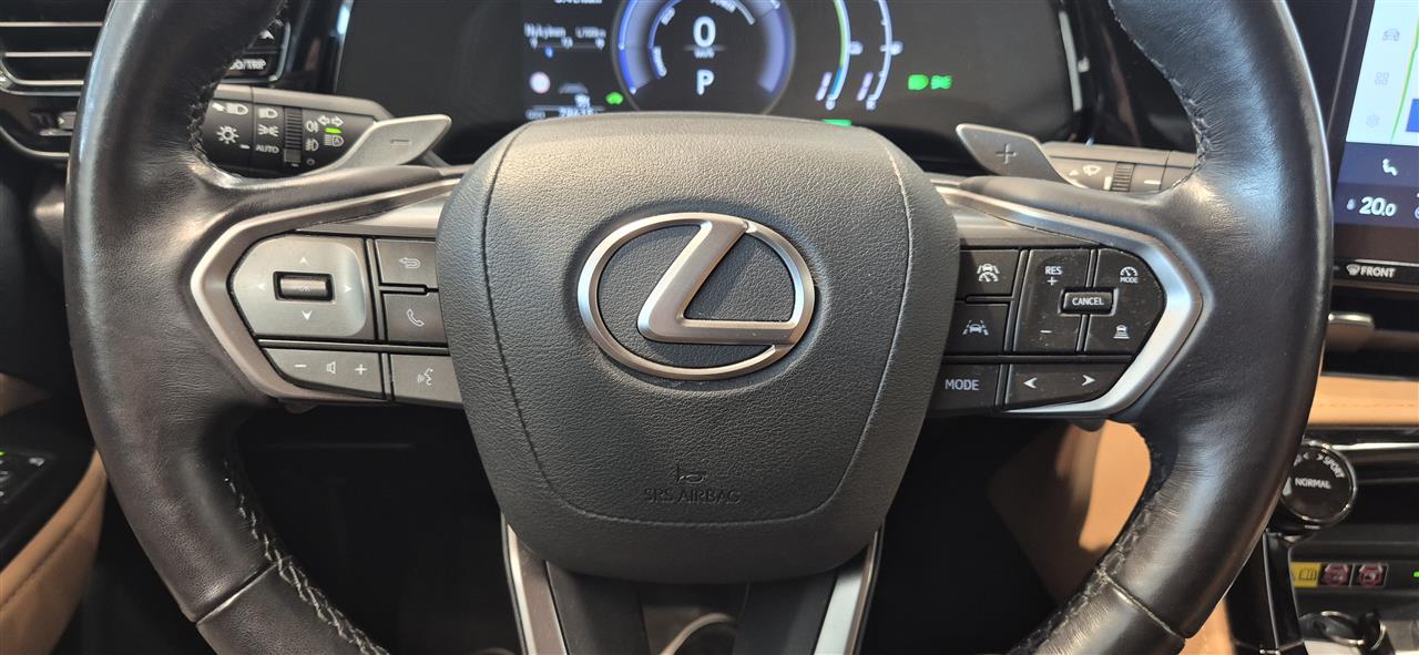 Lexus NX 2023