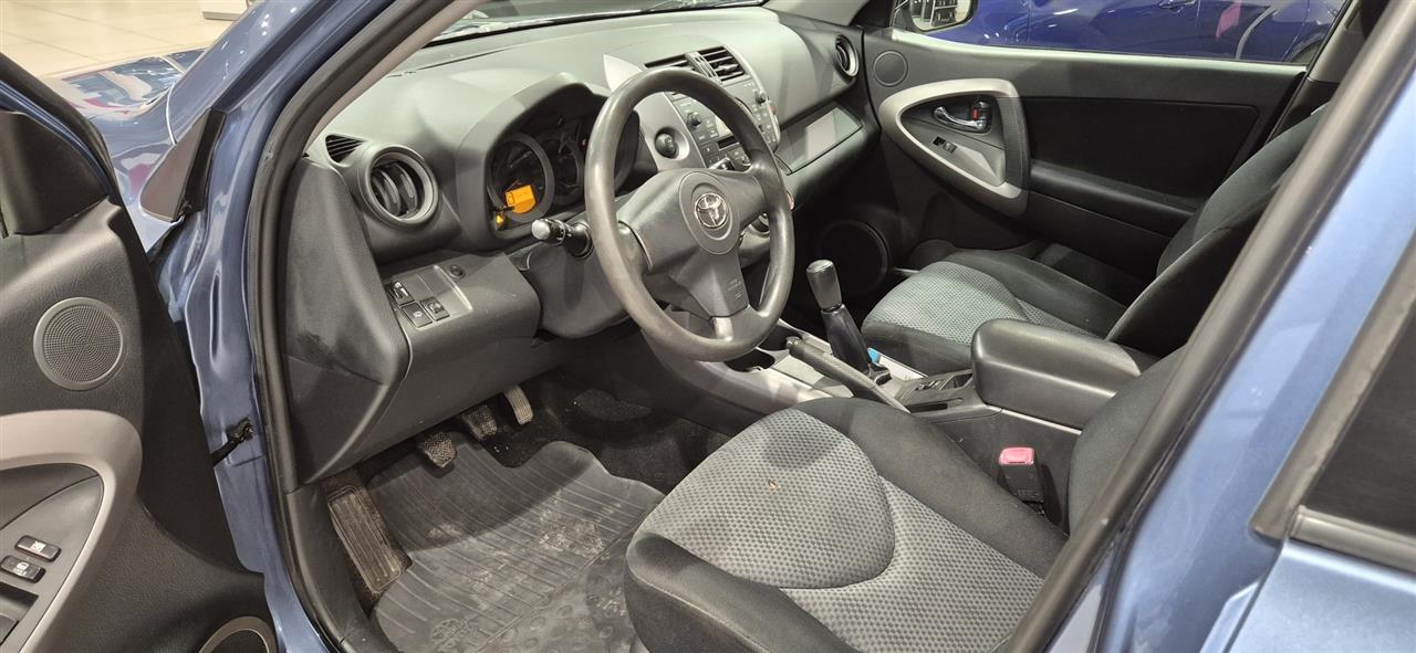 TOYOTA RAV4 2006