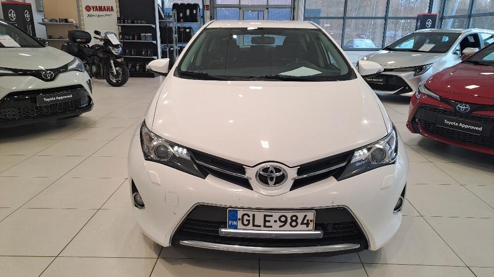Toyota Auris 2014