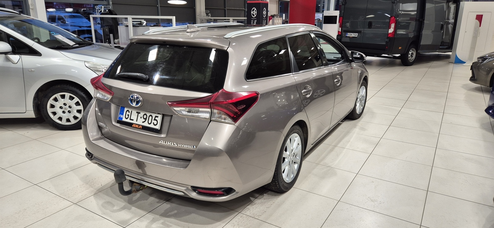TOYOTA AURIS 2015