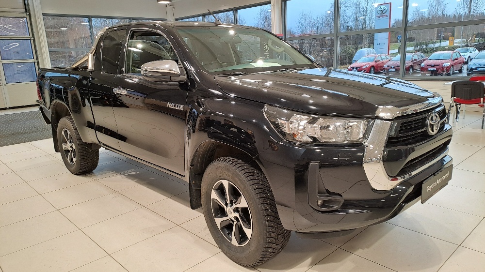 TOYOTA HILUX 2021
