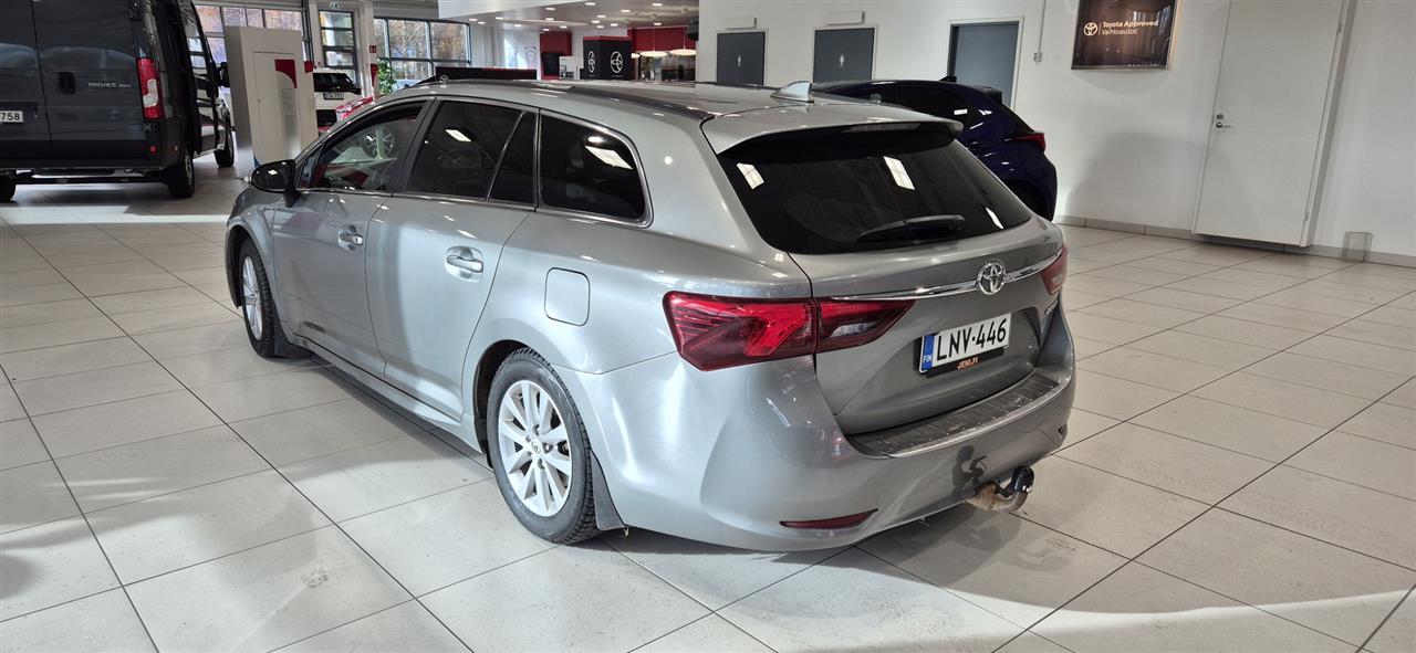 Toyota Avensis 2017