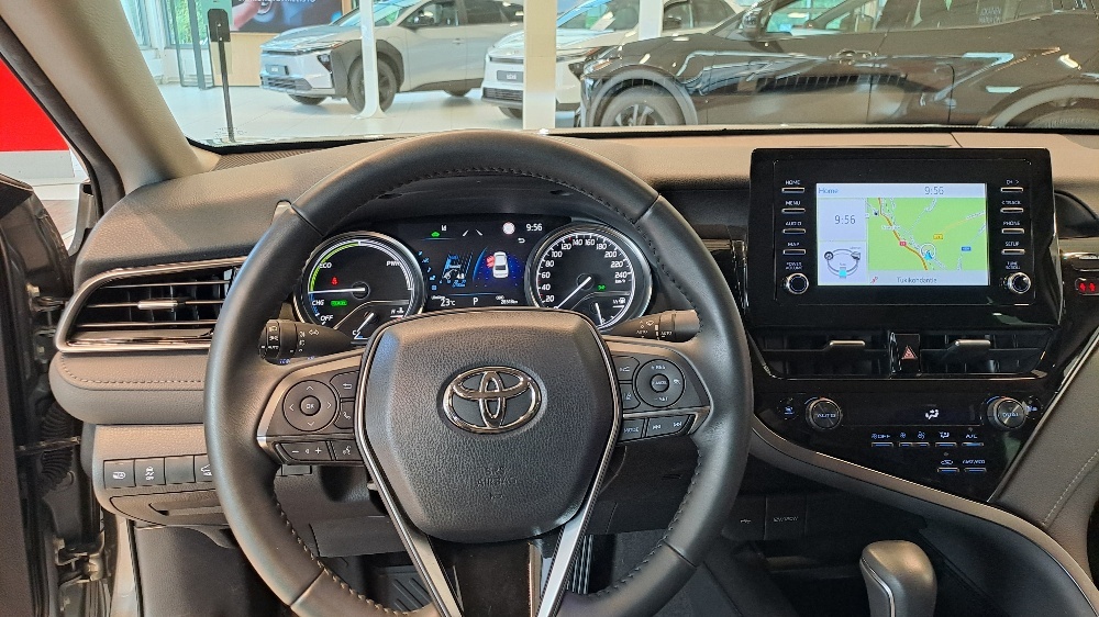 Toyota Camry 2023