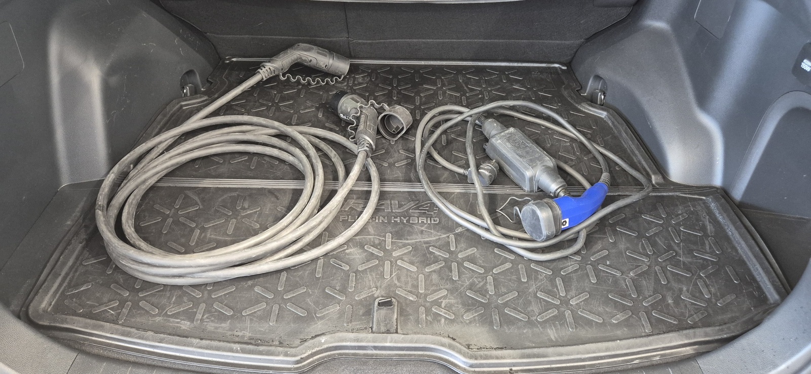 Toyota RAV4 Plug-in 2022