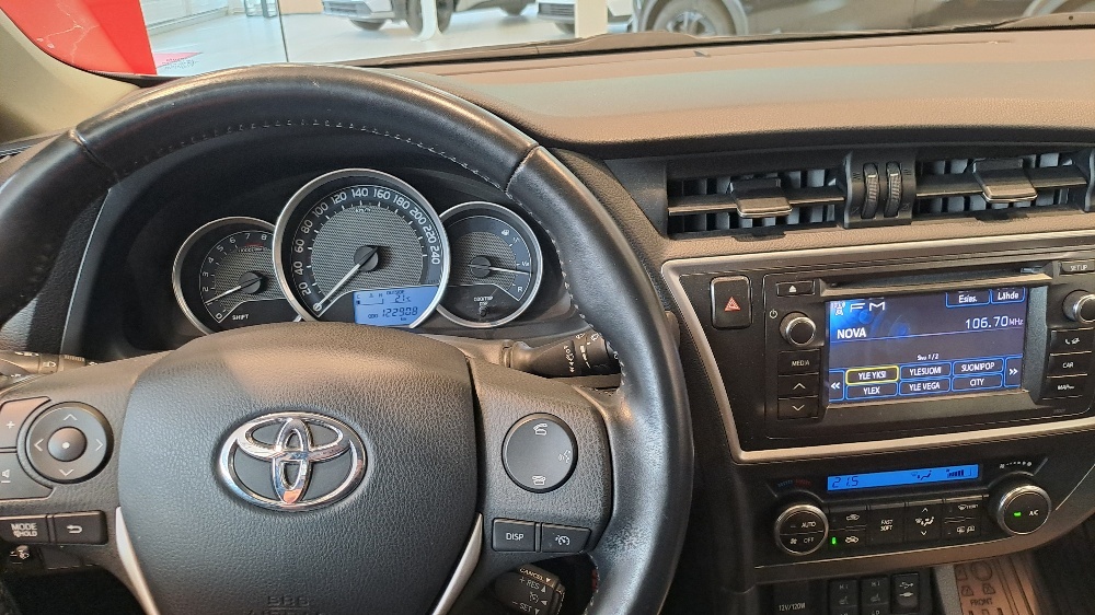 Toyota Auris 2013