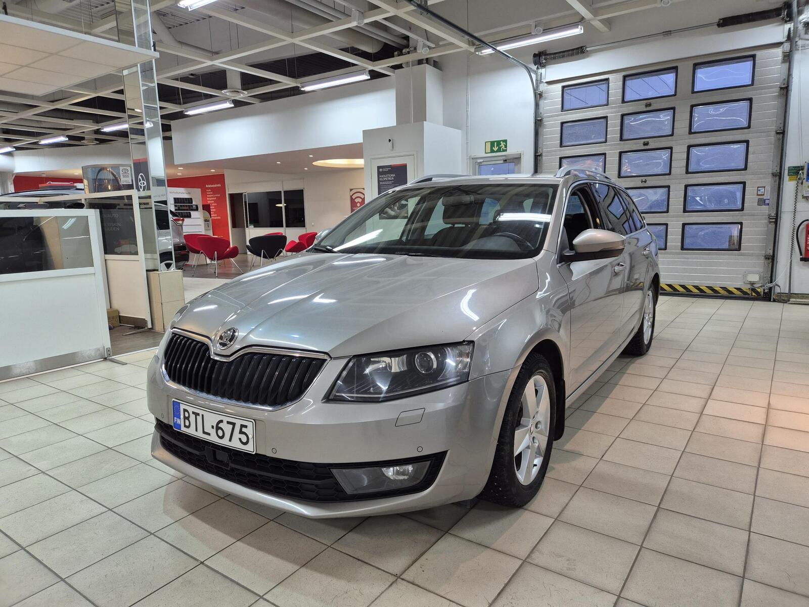 SKODA Octavia 2016