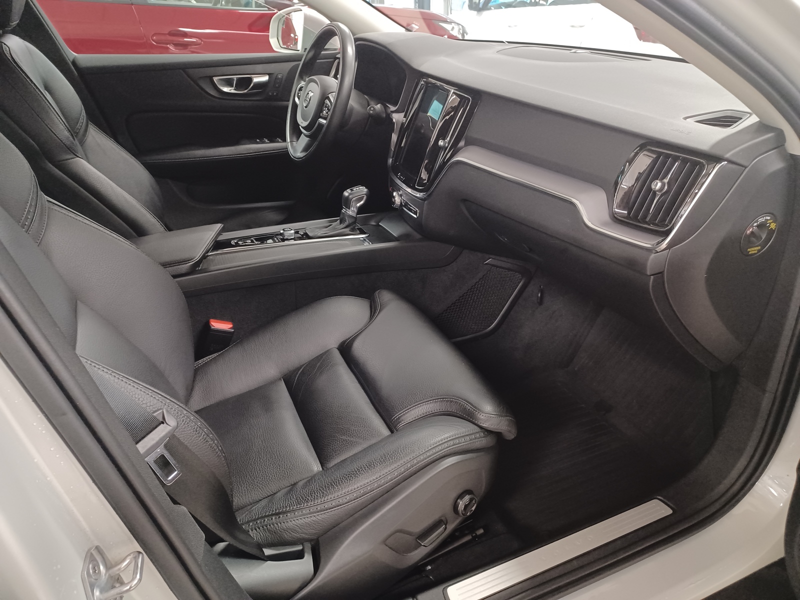 Volvo V60 Cross Country 2019